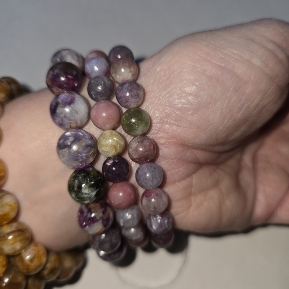 8mm Unicorn and Pink Opal Bracelet - Picture 9 of 9